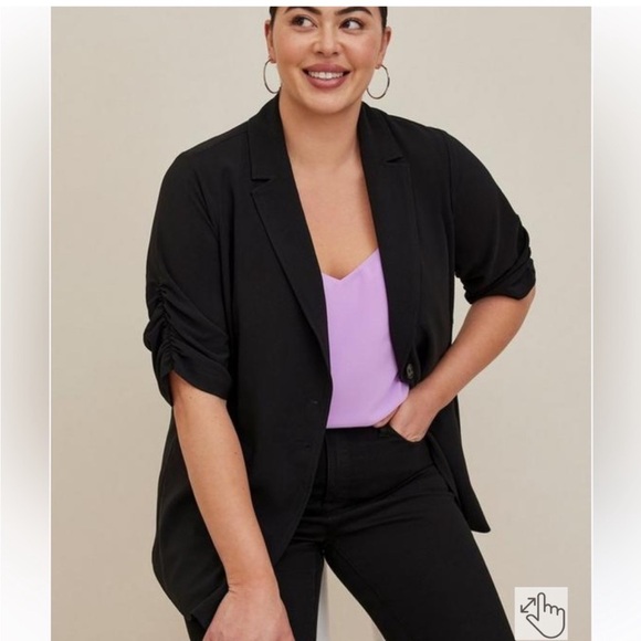Torrid Black Crepe Blazer Size 3 NWT - Picture 1 of 6